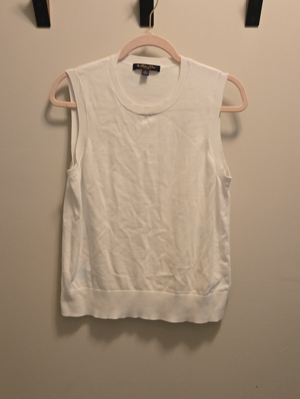 Brooks Brothers White Sleeveless Knit Tank